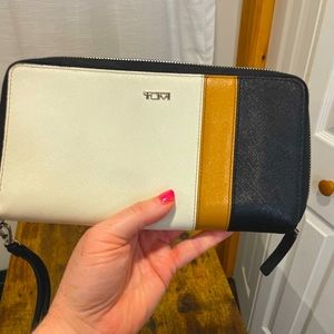 Tumi travel wallet